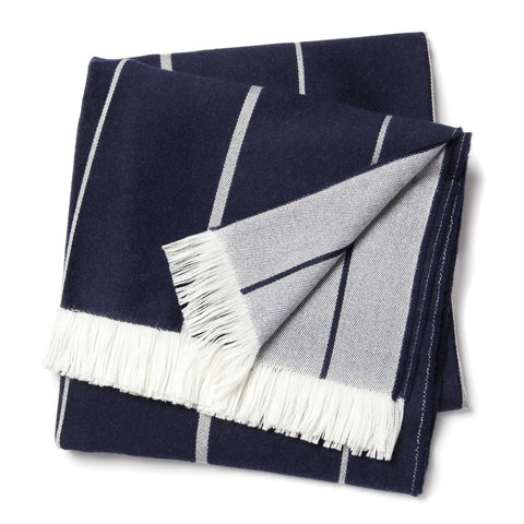 STADIUM WRAP BLANKET (Traditional Stripe)